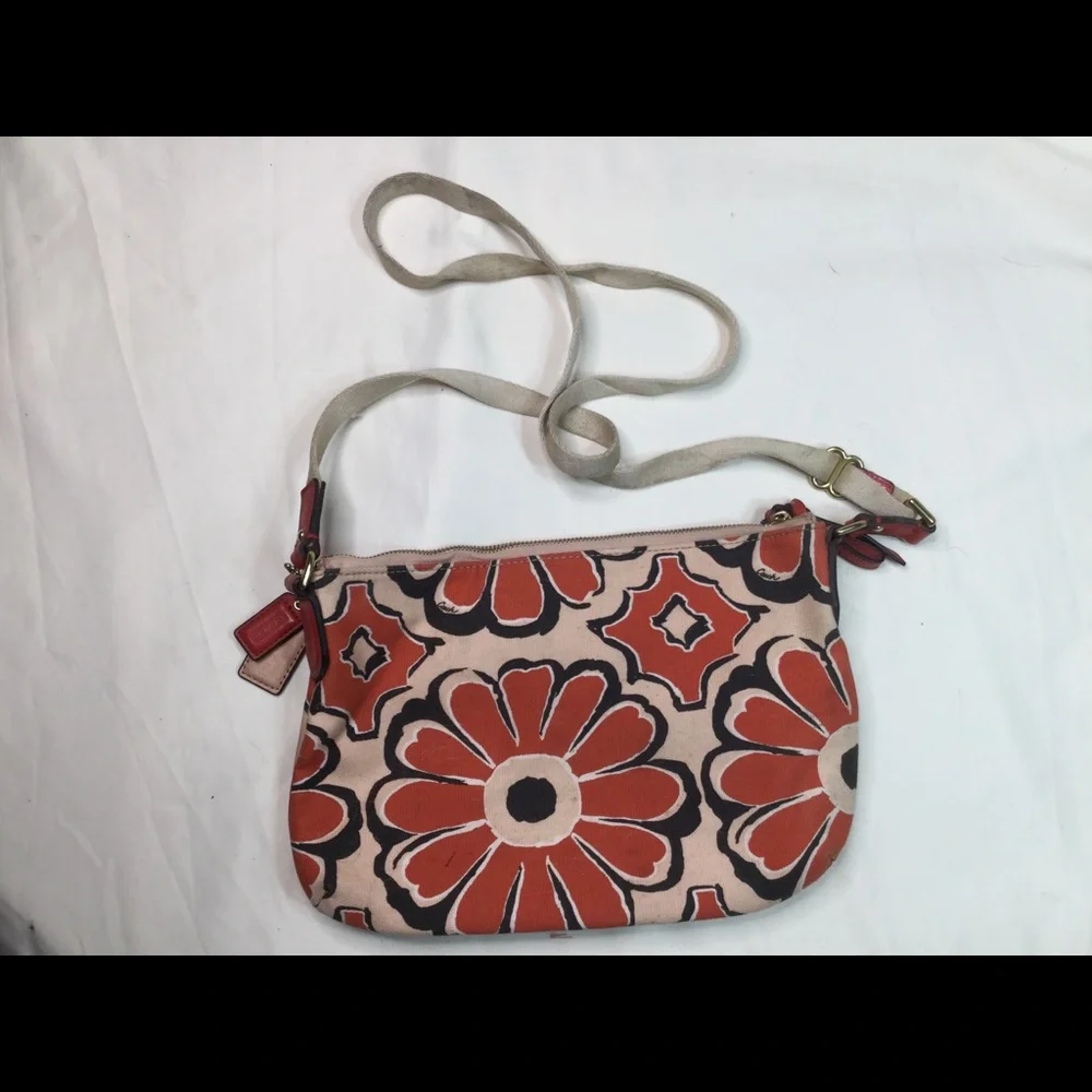 Coach Poppy Floral Scarf Print Swingpack Crossbody